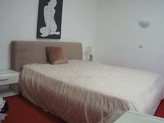 voyeurcam-julmodels-reallife-2