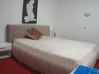 voyeurcam-julmodels-reallife-2