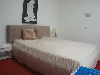 voyeurcam-julmodels-reallife-2