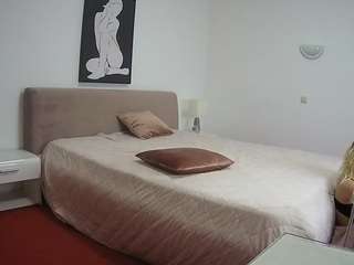 voyeurcam-julmodels-reallife-2 Live Webcam on CamSoda