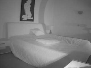 voyeurcam-julmodels-reallife-2