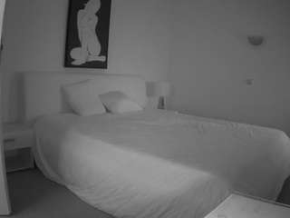 voyeurcam-julmodels-reallife-2