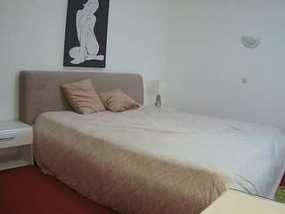 voyeurcam-julmodels-reallife-2