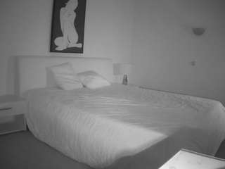 voyeurcam-julmodels-reallife-2