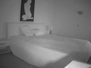 voyeurcam-julmodels-reallife-2