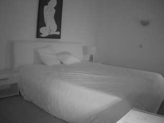 voyeurcam-julmodels-reallife-2 camsoda