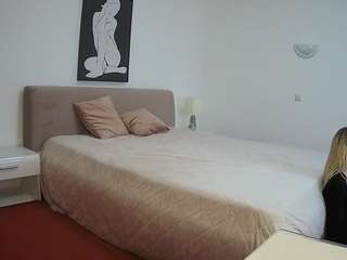 voyeurcam-julmodels-reallife-2