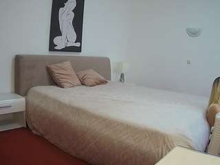 voyeurcam-julmodels-reallife-2