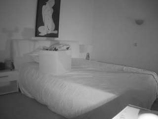 voyeurcam-julmodels-reallife-2