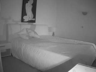 voyeurcam-julmodels-reallife-2