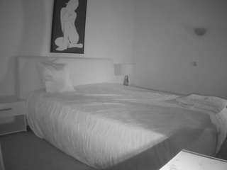 voyeurcam-julmodels-reallife-2