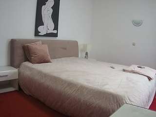 voyeurcam-julmodels-reallife-2