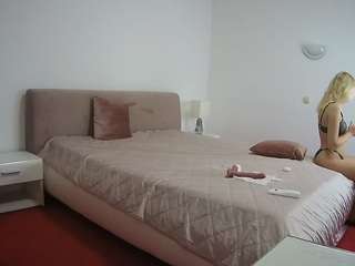 voyeurcam-julmodels-reallife-2 webcam