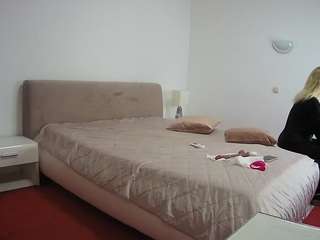 voyeurcam-julmodels-reallife-2