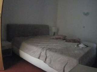 voyeurcam-julmodels-reallife-2