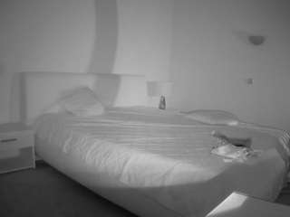 voyeurcam-julmodels-reallife-2