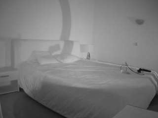 voyeurcam-julmodels-reallife-2 webcam