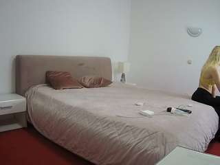 voyeurcam-julmodels-reallife-2