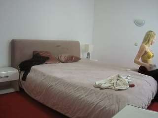 voyeurcam-julmodels-reallife-2 webcam