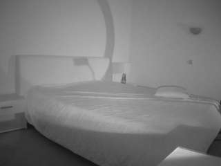 voyeurcam-julmodels-reallife-2 webcam