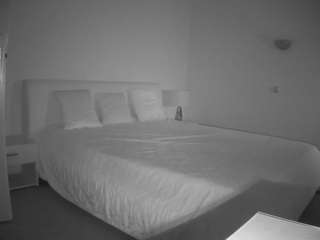 voyeurcam-julmodels-reallife-2 webcam model