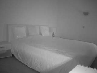 voyeurcam-julmodels-reallife-2 live cam profile