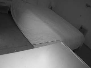 voyeurcam-julmodels-reallife-2