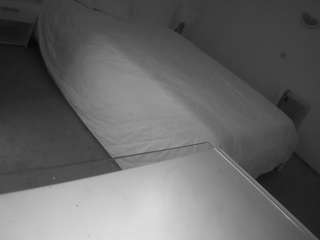 voyeurcam-julmodels-reallife-2