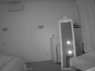 voyeurcam-julmodels-reallife-2