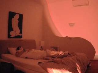 voyeurcam-julmodels-reallife-2