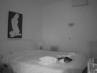 voyeurcam-julmodels-reallife-2 webcam