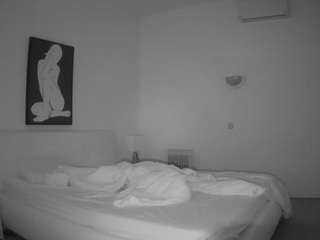 voyeurcam-julmodels-reallife-2