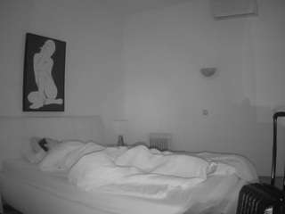 voyeurcam-julmodels-reallife-2 webcam