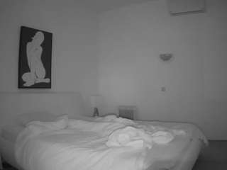 voyeurcam-julmodels-reallife-2