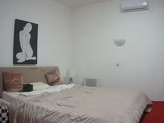 voyeurcam-julmodels-reallife-2
