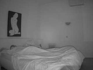 voyeurcam-julmod... Live Webcam on CamSoda
