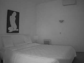 voyeurcam-julmodels-reallife-2