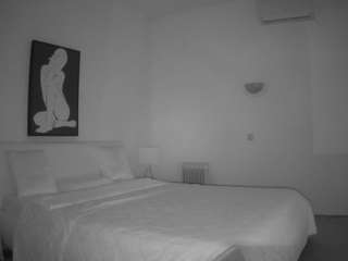 voyeurcam-julmodels-reallife-2