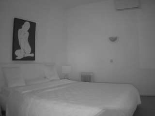 voyeurcam-julmodels-reallife-2