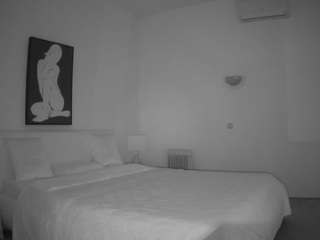voyeurcam-julmodels-reallife-2