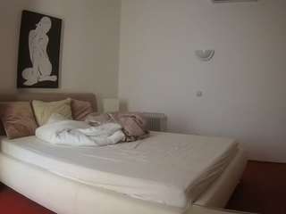 Julmodels Bedroom-E2 live webcam show