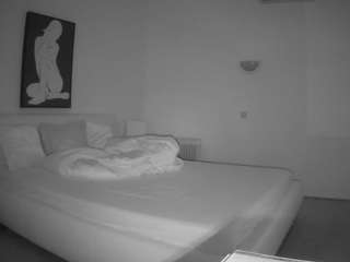 Julmodels Bedroom-E2 live webcam show