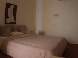 Julmodels Bedroom-E2 live webcam show