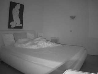 Julmodels Bedroom-E2 live webcam show