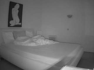 voyeurcam-julmodels-reallife-2