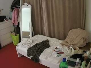 voyeurcam-julmodels-reallife-3