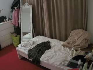 voyeurcam-julmodels-reallife-3