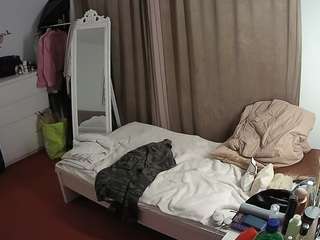 voyeurcam-julmodels-reallife-3