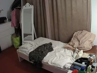 voyeurcam-julmodels-reallife-3
