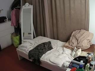 voyeurcam-julmodels-reallife-3